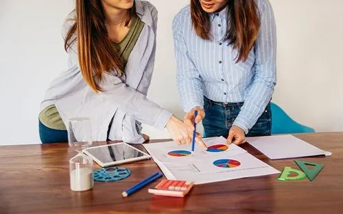 Multicloud vs. Hybrid Cloud: Which Strategy Best Drives Your Digital Transformation in 2026?